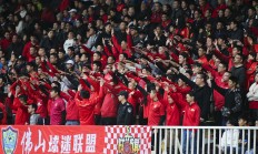 球队备战关键战事，团结一心决战中超联赛的简单介绍