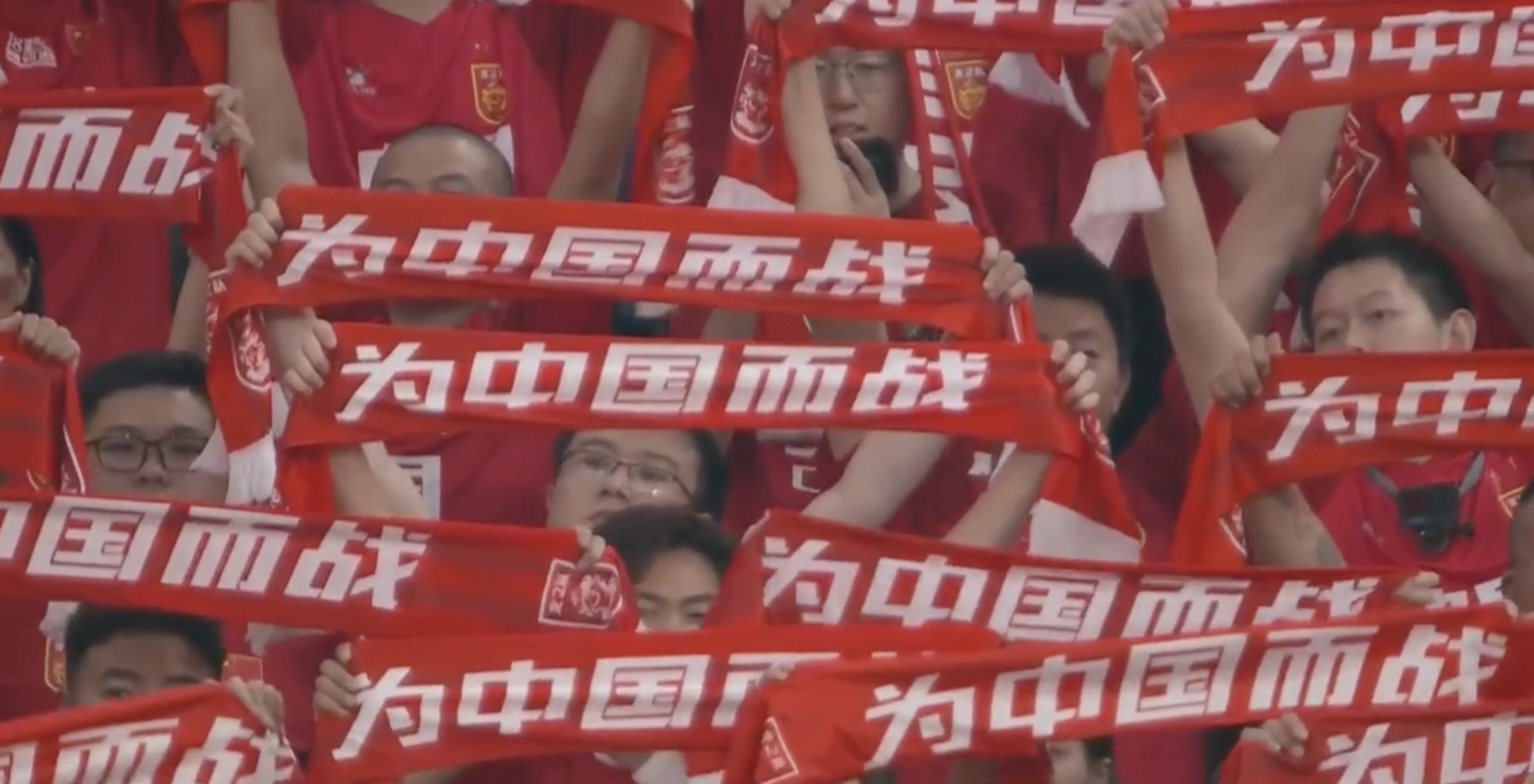 关于新晋球星突出表现，为球队挽回颜面的信息