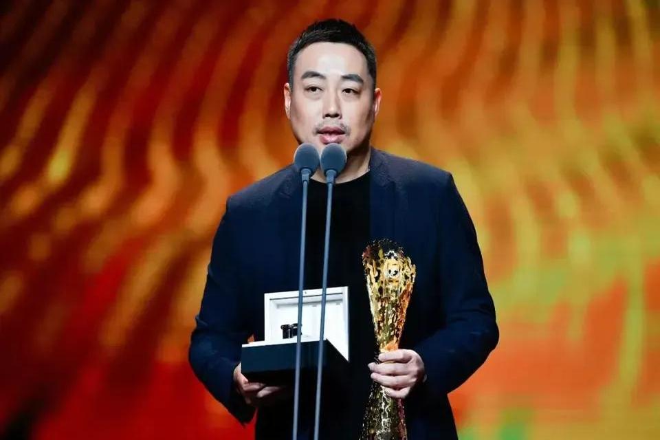 关于新援破门得分，成为焦点人物的信息